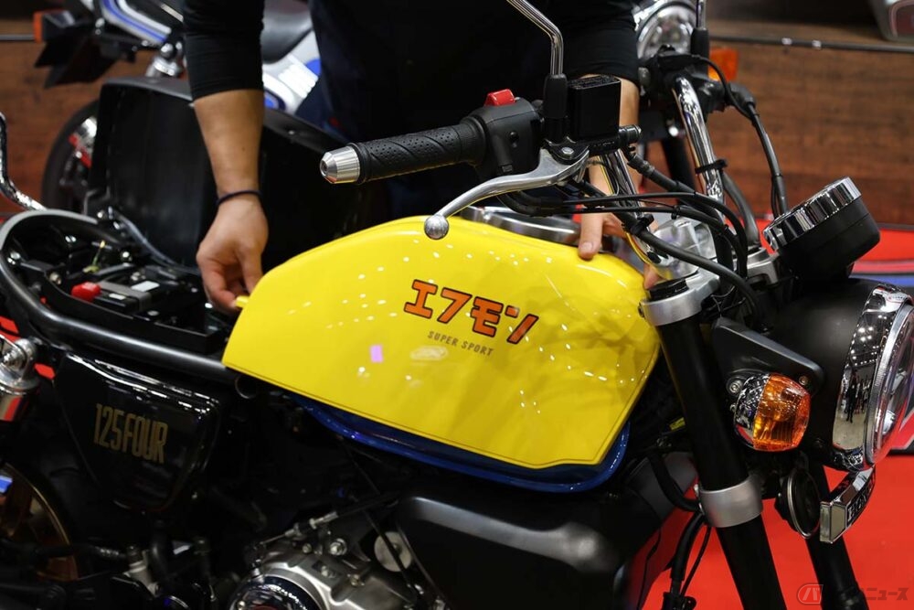 ※売約済み　cb400four仕様　125   中華モンキー モンキー125をCB400FOURにデフォルメ化！」 CB750Fキットの「エフモン