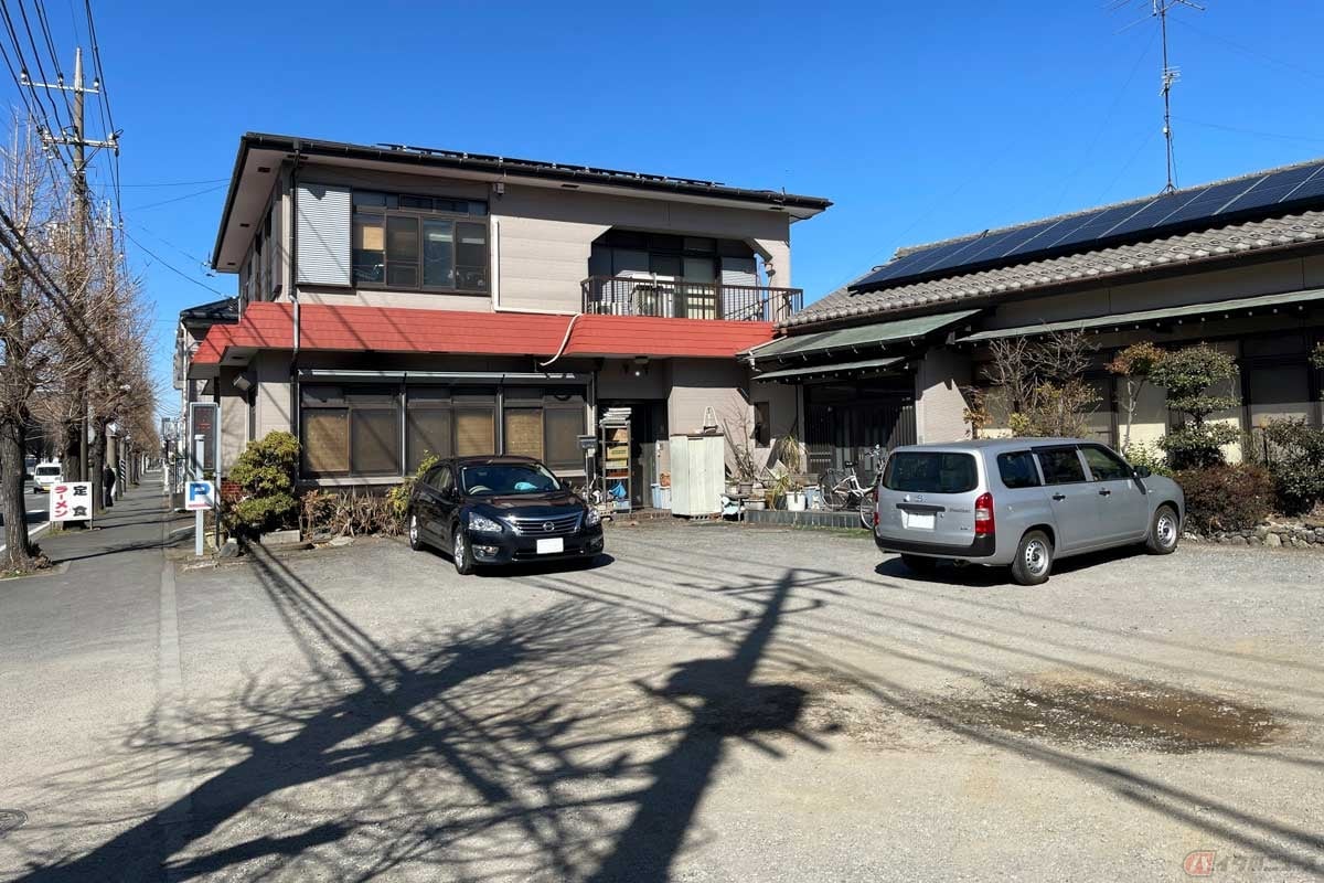 「和光食堂」は厚木市の内陸工業団地、国道129号と相模川が交差するあたりにあります
