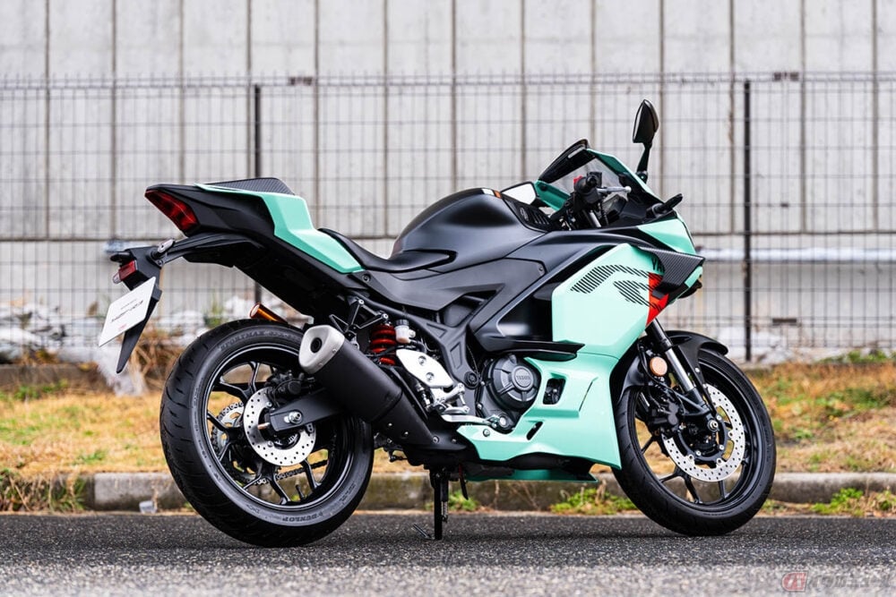 20260409_yzf-r3_04-1000x667.