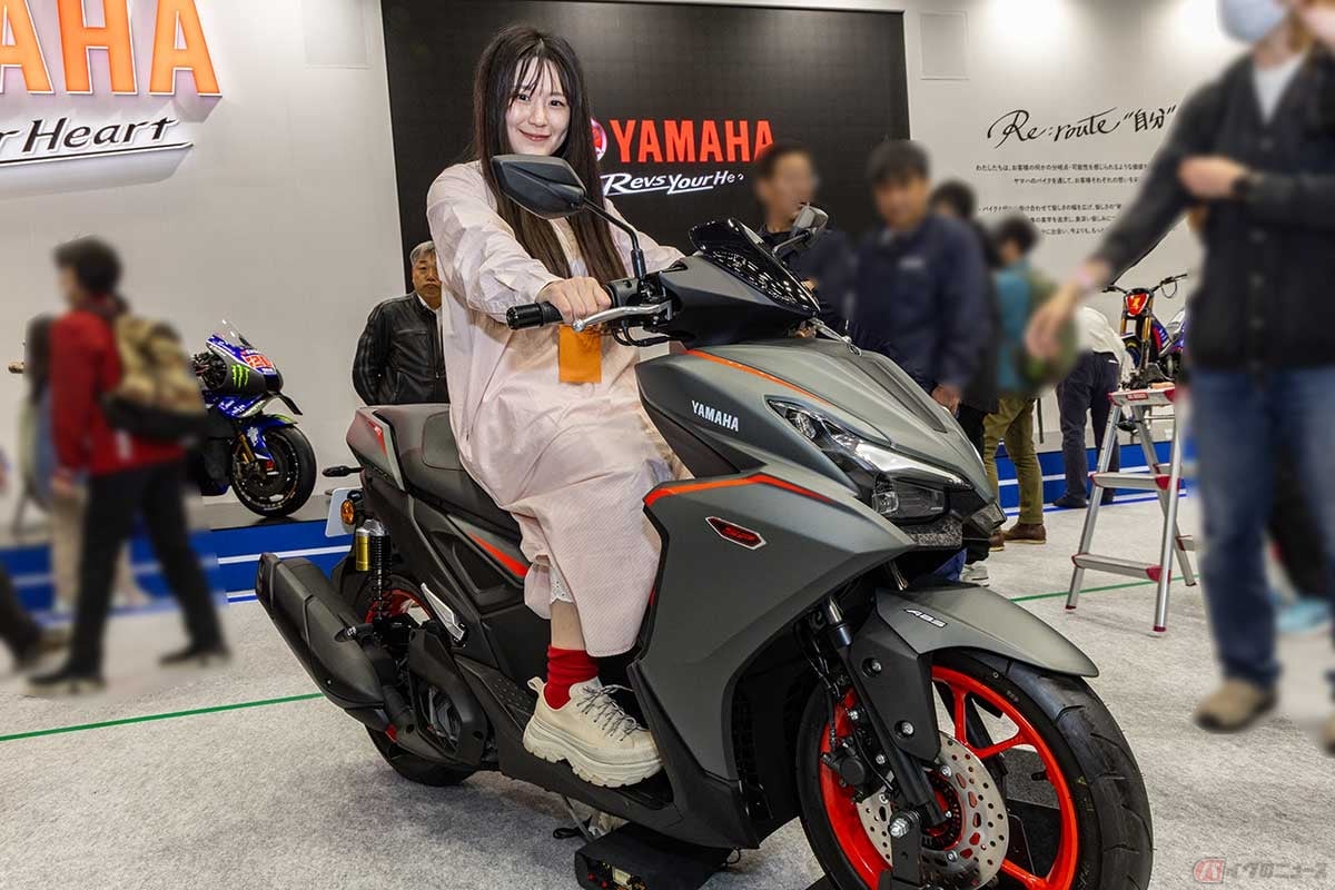 2026年夏以降に発売予定のヤマハ「AEROX」は、かなり走りに寄せた印象