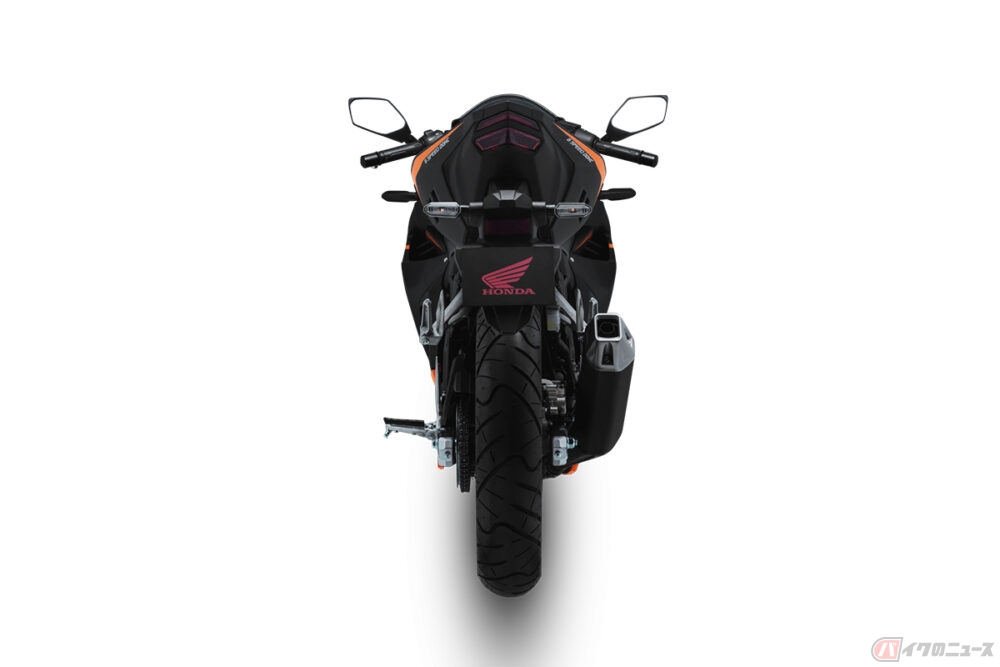 小排気量でも本格的なスーパースポーツ！ ホンダ「CBR150R」2026年