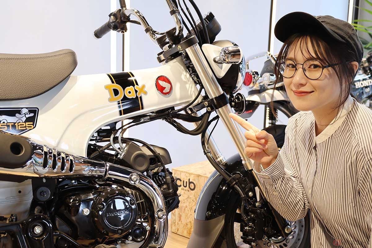 ホンダが新たに展開する原付二種ファンモデル専門店「Cub HOUSE」を訪れた高梨はずきさん