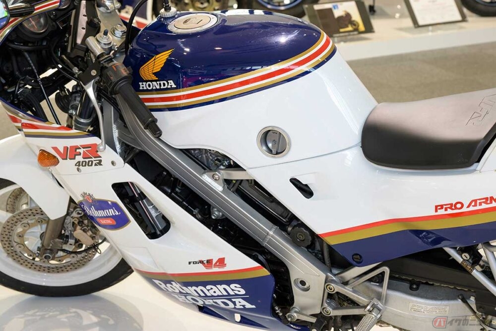 VFR400rプロアーム　ブレーキ、サスあり 400ccクラスが沸いていた時代 市販車で「プロアーム」初採用!! ホンダ