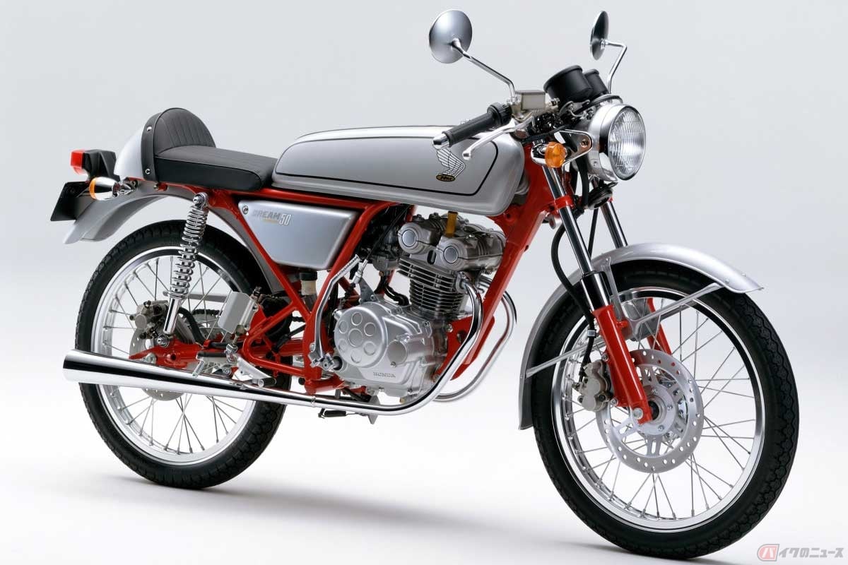 量産市販バイクの50ccクラスで唯一DOHCエンジンを搭載するホンダ「ドリーム50」(1997年)