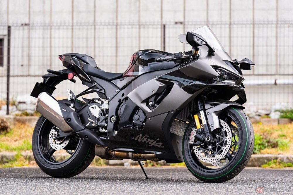 真のチャンピオンに相応しいマシン」!! カワサキ新型「Ninja ZX-10R