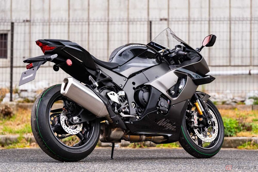 真のチャンピオンに相応しいマシン」!! カワサキ新型「Ninja ZX-10R