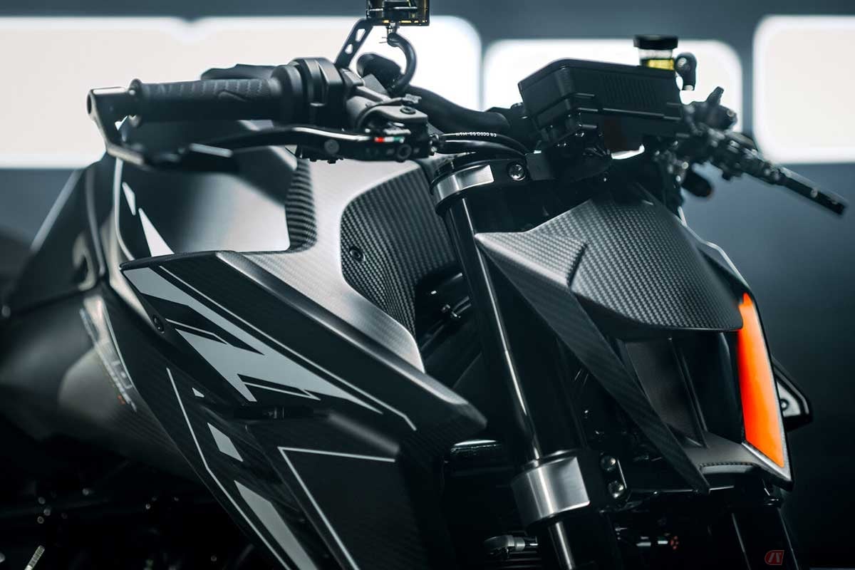 KTM「1390 SUPER DUKE RR TRACK」