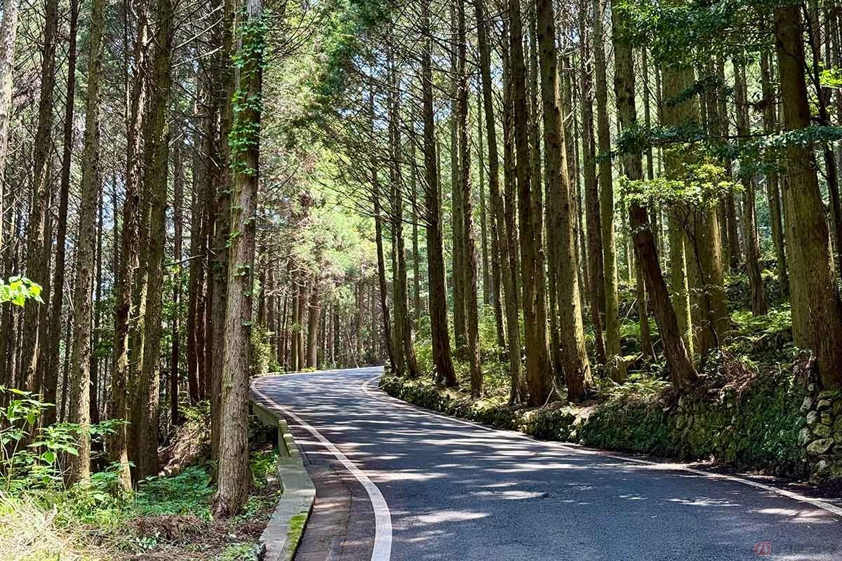 峠道でUターンしたい時は、とにかく上り坂でUターンするのは止めよう