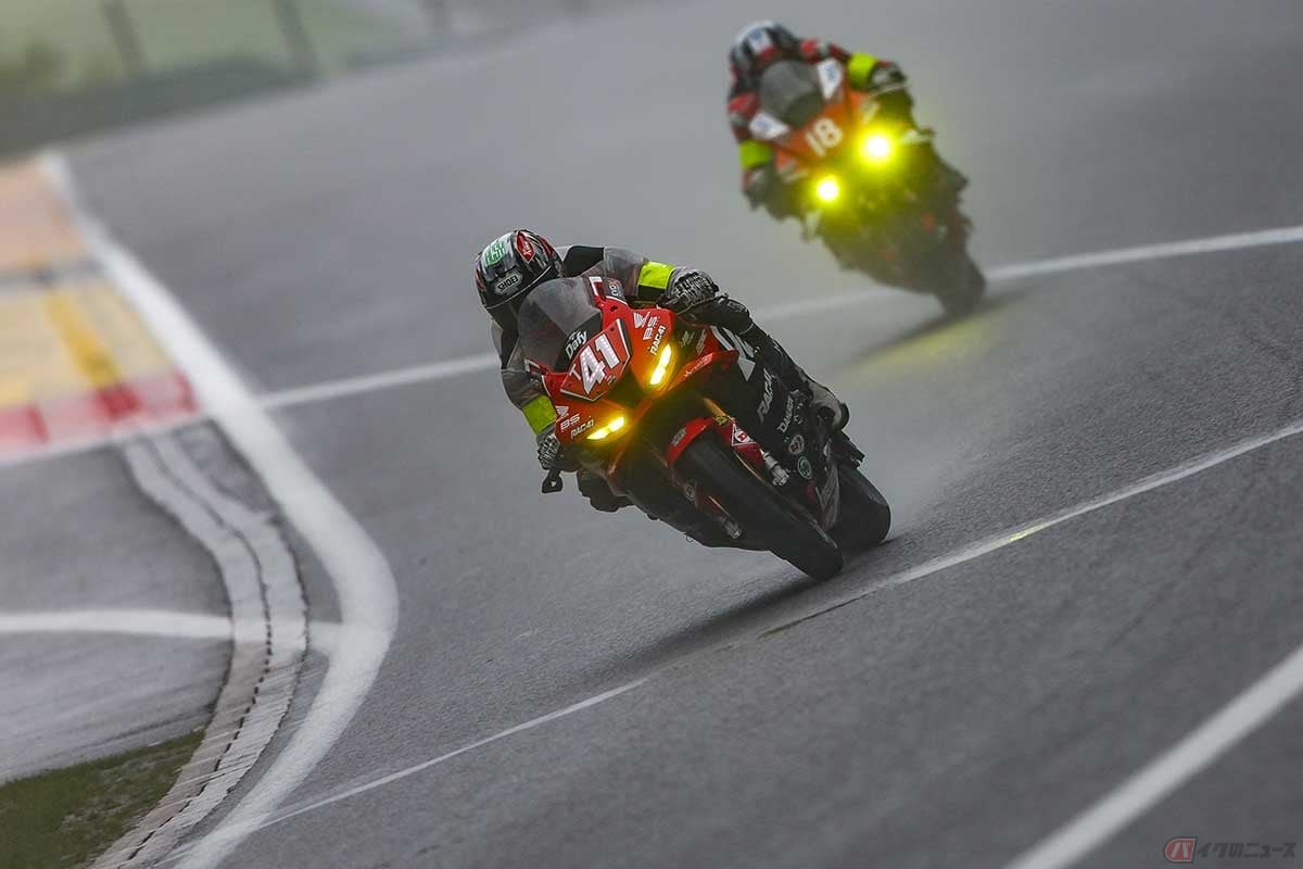 「FIM 世界耐久ロードレース選手権(EWC)」第2戦「スパ8時間耐久レース」の予選に臨む石塚健選手