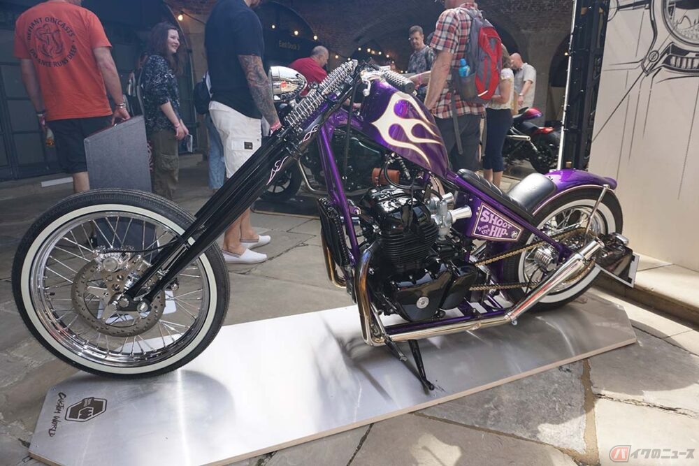 日本人ビルダーの「エンジン2機掛け」カスタムバイクに注目集まる