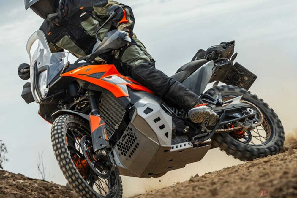 146万円で買える」「だいぶ低重心」「オレンジだよね！」など反響 KTM