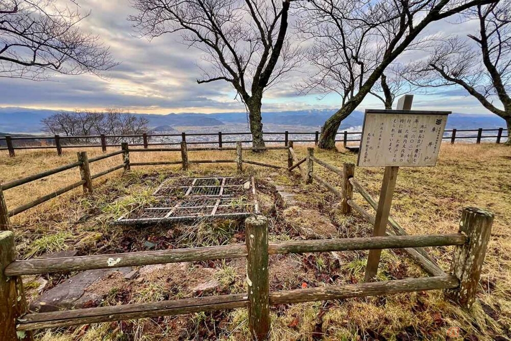 さくさん専用 てっぺんからは鳥取砂丘まで望める「鳥取城跡」 秀吉の兵糧攻めと巨大