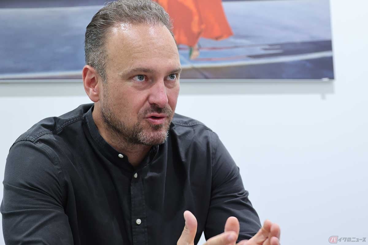 2026年の「鈴鹿8耐」に向けて来日したBMW Motorrad CEO マーカス・フラッシュ氏にインタビュー