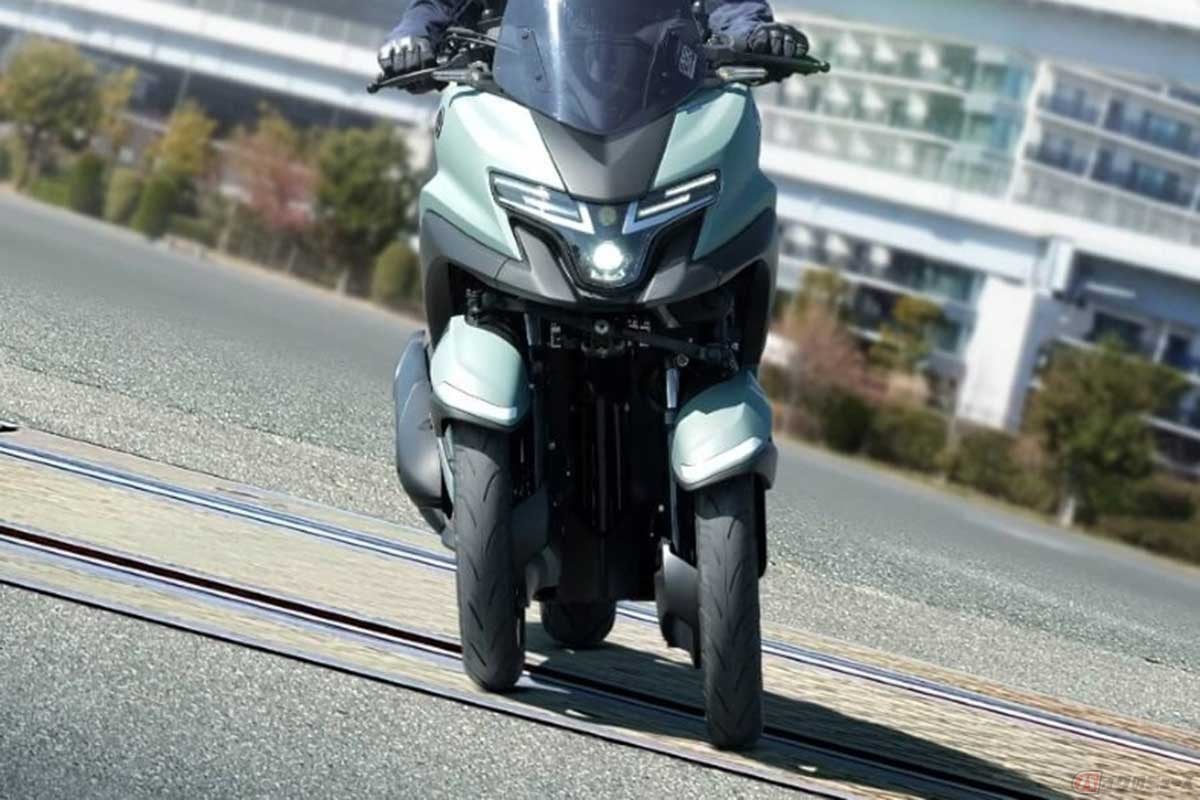 ヤマハ「TRICITY 125」は、LMWによって車体を傾けて曲がる楽しさと、転ばない安心感を両立