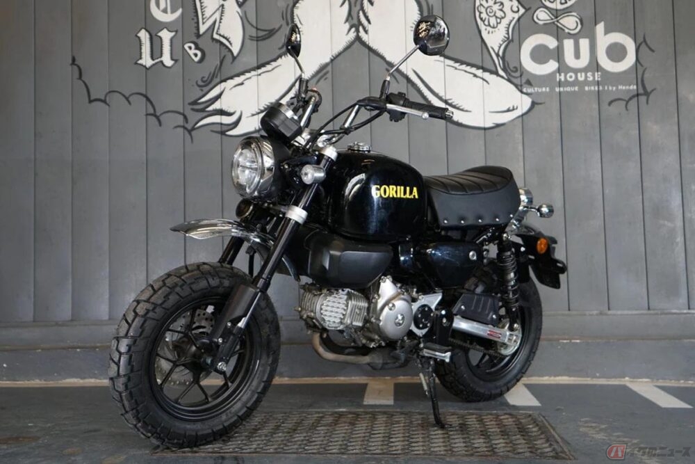 Honda Monkey タンク 黒モンキータンク　ゴリラ 初代ブラックモンキー 1回の給油で800km以上走れる原付二種カスタムバイク!? 懐かしの