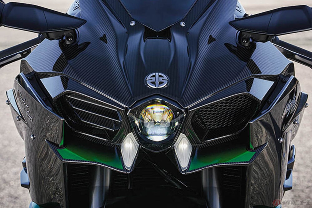 6年ぶり国内復活!! カワサキ「Ninja H2 CARBON」新型モデル発表