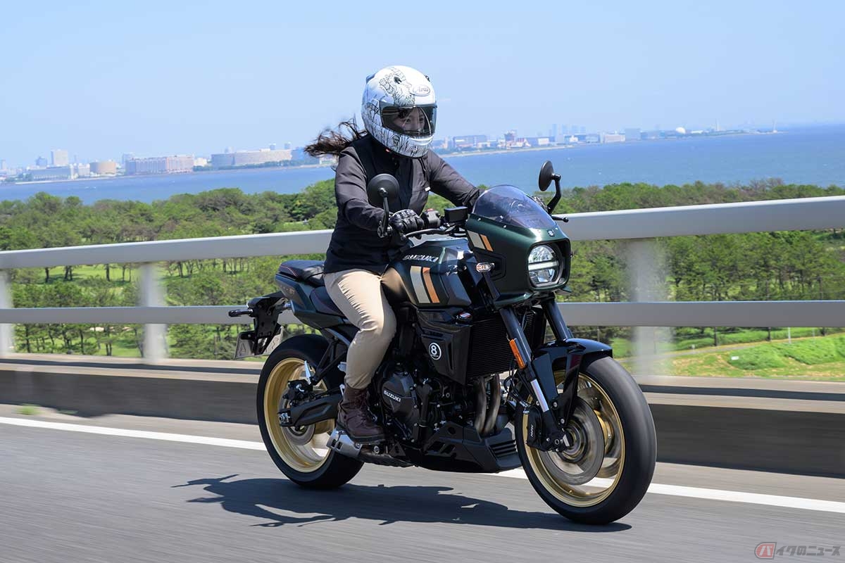 見た目も好みで走りも楽しいスズキ「GSX-8TT」に試乗する、バイク女子の高梨はづきさん