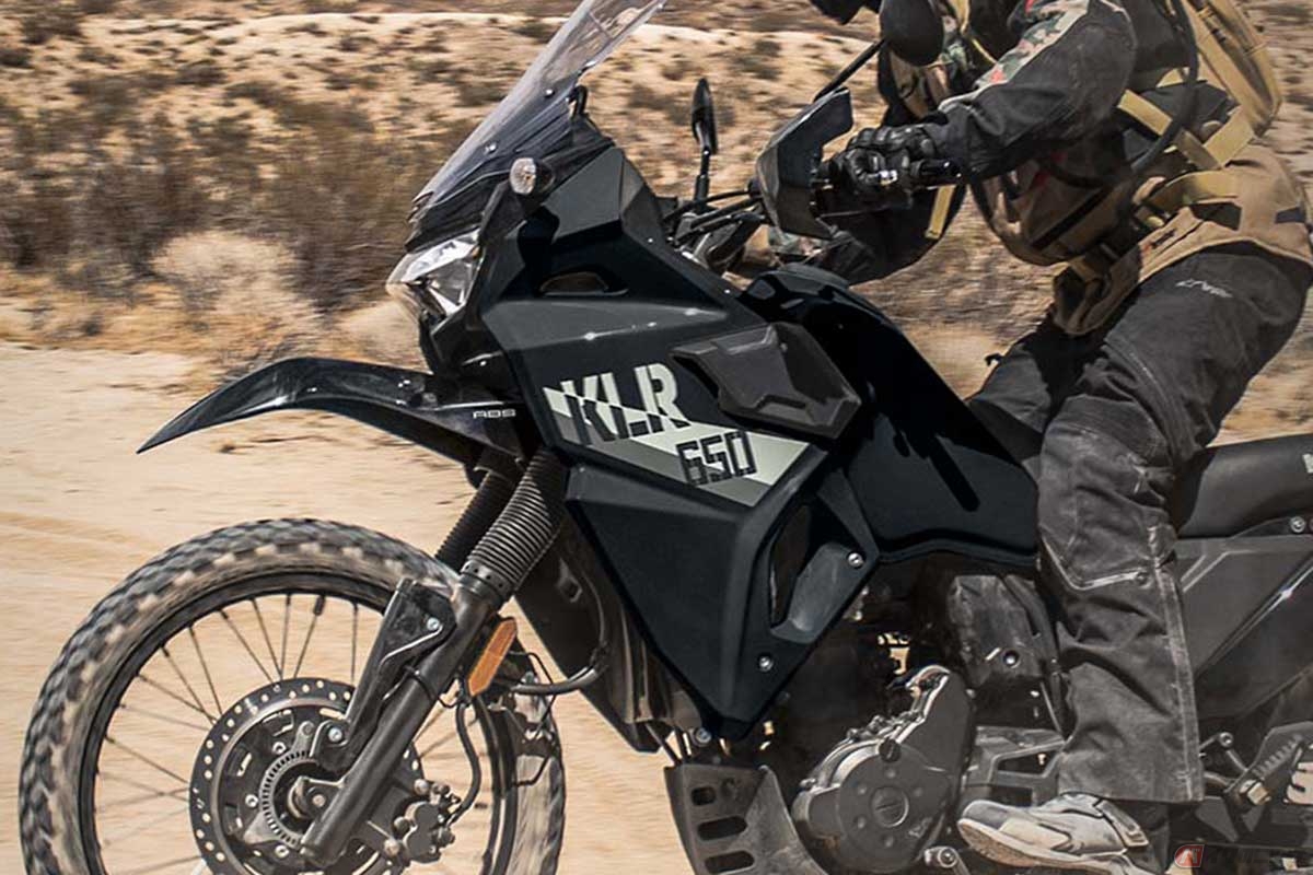 カワサキ「KLR650」(2027年モデル/海外仕様)